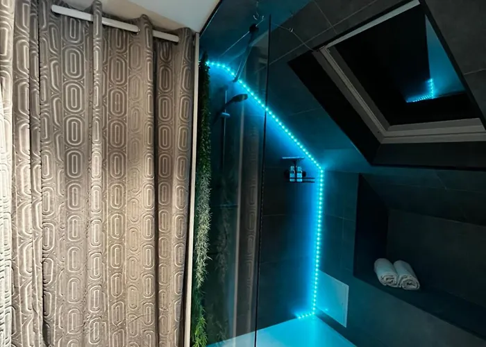 Le Chalet Chic, Cosy Avec Sauna Au Centre Ville